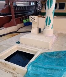 توقیف یک فروند شناور حامل ۲۴۰ هزار لیتر سوخت قاچاق توسط نیروی دریایی سپاه در آبهای خلیج فارس